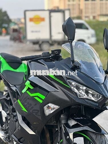 Kawasaki Ninja 400