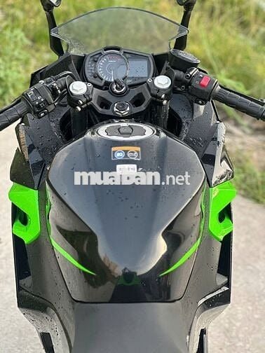 Kawasaki Ninja 400