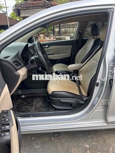 Hyundai Accent 2018 Số sàn bản đủ nguyên zin