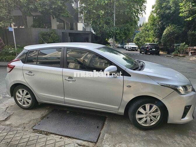 Toyota Yaris Bạc 5 chỗ