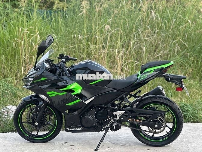 Kawasaki Ninja 400
