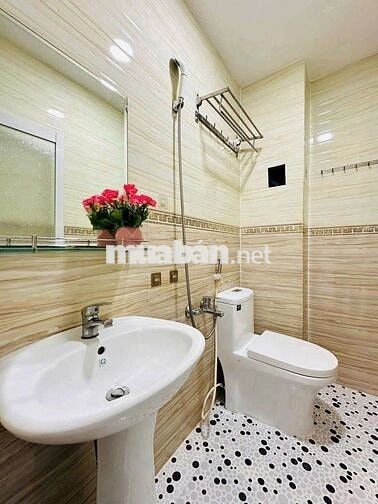 CHO THUÊ NHÀ FULL NỘI THẤT MỚI KEN 
▪️ Giá : 16triệu/tháng