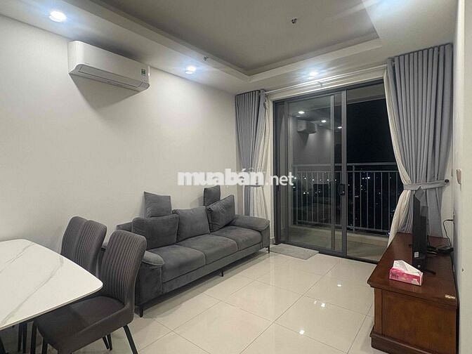 Cho thuê CH Q7 Boulevard 2PN-2WC căn góc view sông Full nội thất 13tr