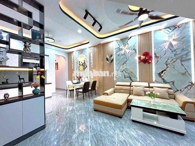 Nhà đẹp sân vườn ở Mỹ Lộc, Cần Giuộc mặt tiền đường nhựa