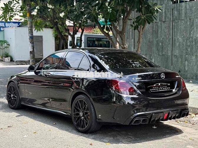Mercedes-Benz C300 AMG Facelift 2019 Đen 53000 km
