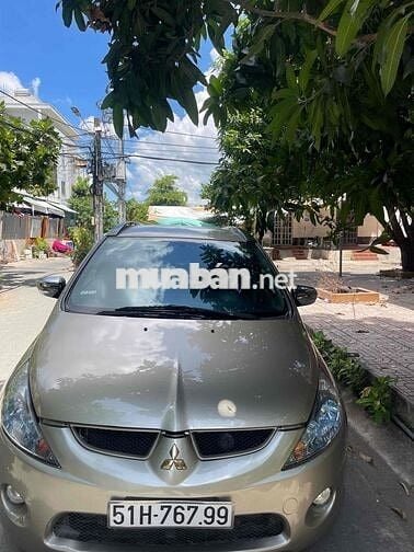 Mitsubishi Grandis 2009 Vàng cát 7 chỗ