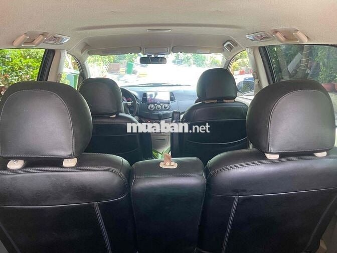 Mitsubishi Grandis 2009 Vàng cát 7 chỗ
