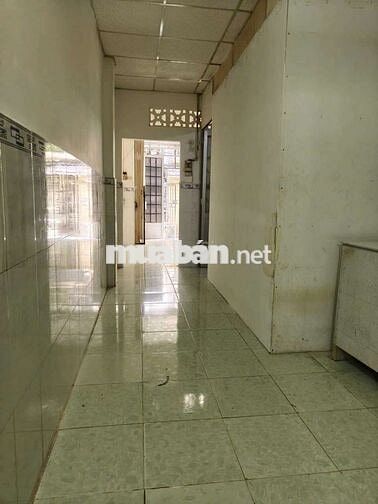 Cho thuê nhà Quốc Lộ 50 gần Tạ Quang Buu 4x15 có 2 phòng hẻm Hương Quê