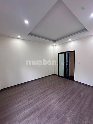 NHÀ ĐẸP TRƯƠNG ĐỊNH - 37M2 - 5 TẦNG - CÁCH Ô TÔ TRÁNH 30M - FULL NỘI T