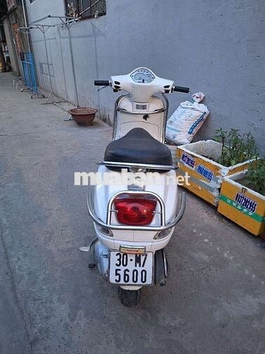 Piaggio Vespa LX 125 2010 Trắng
