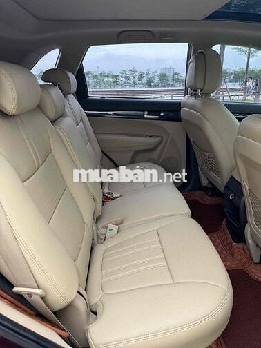 Kia Sorento 2016 Đỏ mận 7 chỗ