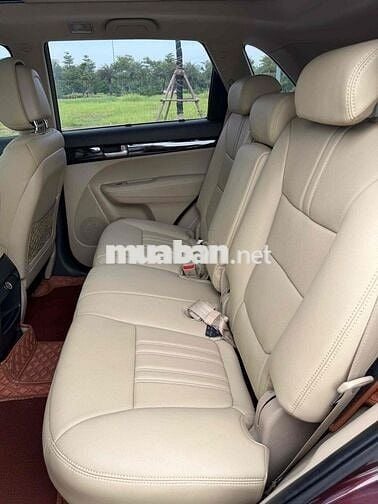Kia Sorento 2016 Đỏ mận 7 chỗ