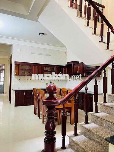 Cho thuê nhà 3 tầng đảo 2 Hoà Xuân đấu lưng Nguyễn Phước Lan