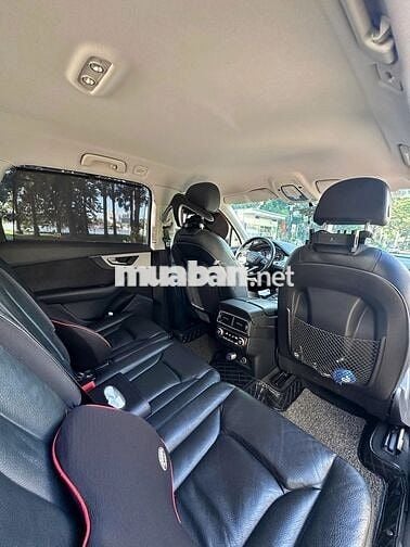 Audi Q7 2018 Đen 7 chỗ Xăng Tự động