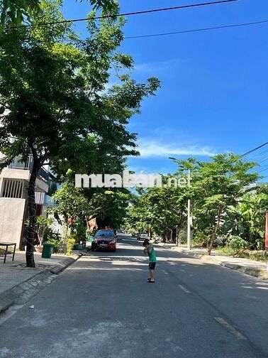 Sát biển. Sát chợ - Bán nhà Mặt Tiền Trần Duy Chiến, Ngang 9m,DT 100m2