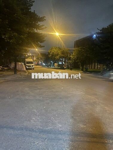 Sát biển. Sát chợ - Bán nhà Mặt Tiền Trần Duy Chiến, Ngang 9m,DT 100m2