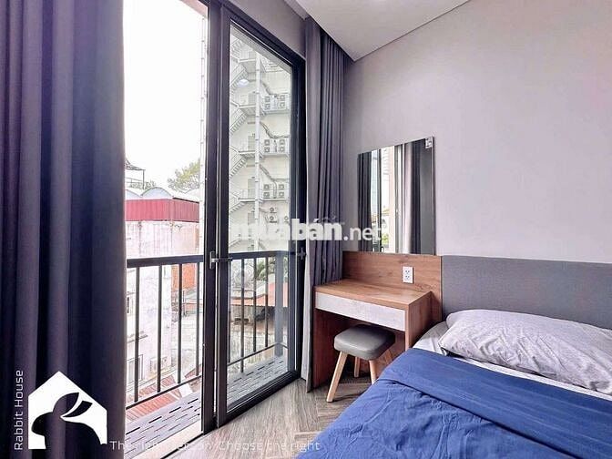 Căn hộ Studio tách bếp ban công full nội thất Thành Thái Quận 10