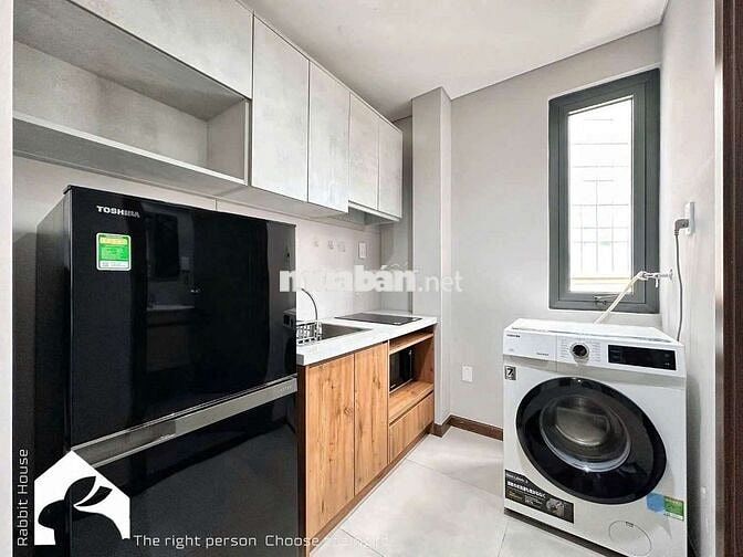 Căn hộ Studio tách bếp ban công full nội thất Thành Thái Quận 10