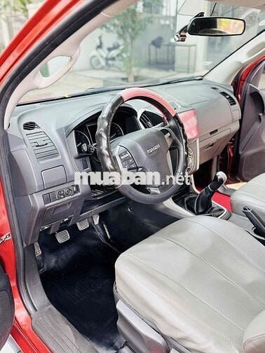 Isuzu Dmax 2016 LS 2.5 4x2 MT Đỏ