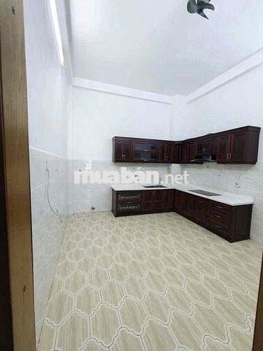 Cho thuê nhà mặt tiền KDC Bình Phú Q6
