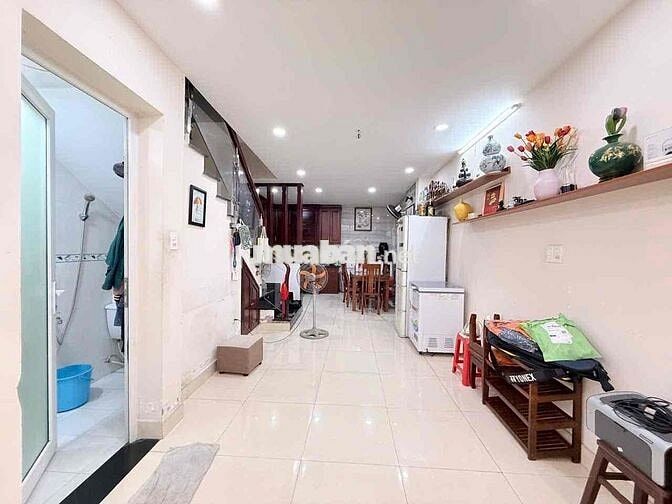 Lê Văn Sỹ, Nhà Đẹp Chính Chủ Lâu Đời.Hẻm xe hơi