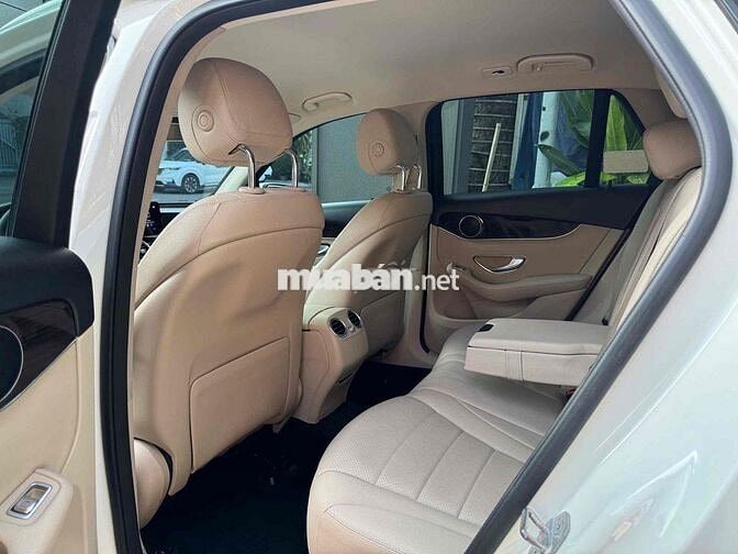 Mercedes GLC200 Facelift 2019 Trắng/Kem 69.000 km