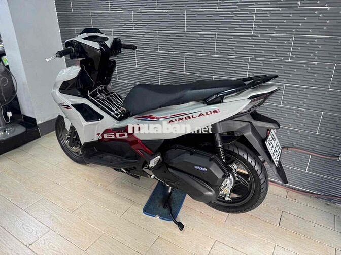 Honda Air Blade 125 2024 Xám 3000 km