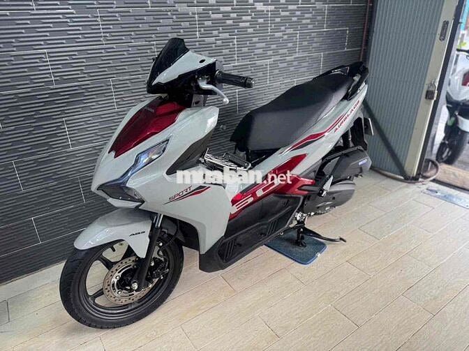 Honda Air Blade 125 2024 Xám 3000 km