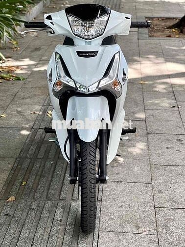 Honda Future 125 Fi 2026 Trắng đỏ đen 100km
