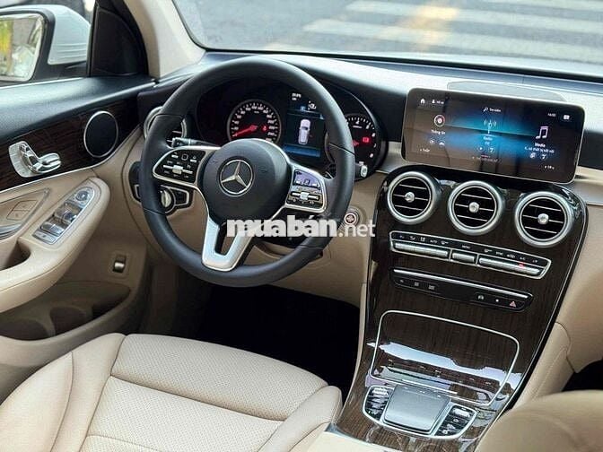 Mercedes GLC200 Facelift 2019 Trắng/Kem 69.000 km
