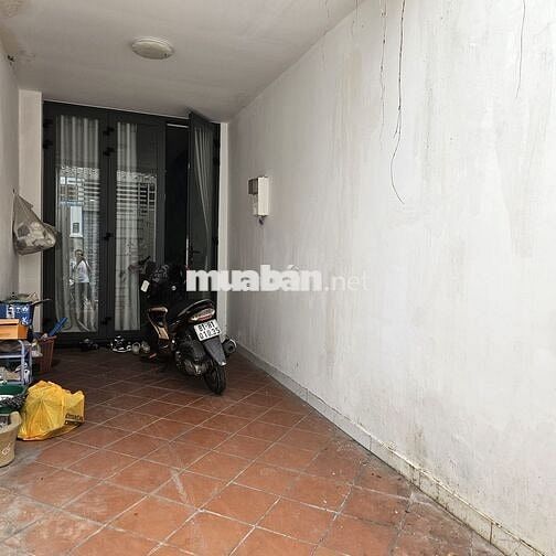 Chính chủ cho thuê nhà mặt tiền gần chợ Bà Chiểu