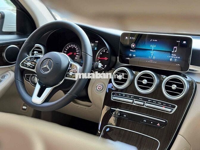 Mercedes GLC200 Facelift 2019 Trắng/Kem 69.000 km
