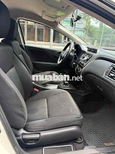 Honda City 1.5 Số sàn 2017 Trắng