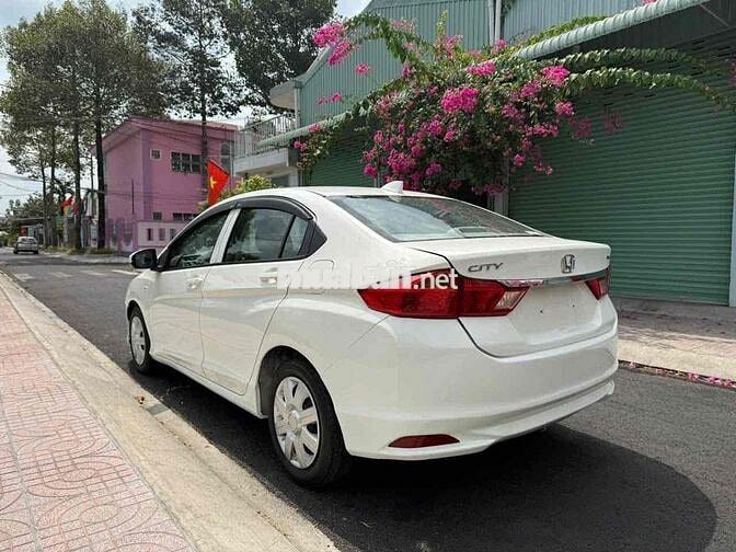 Honda City 1.5 Số sàn 2017 Trắng
