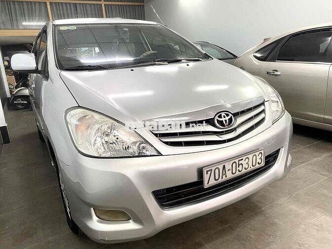 Toyota Innova G 2009 Bạc