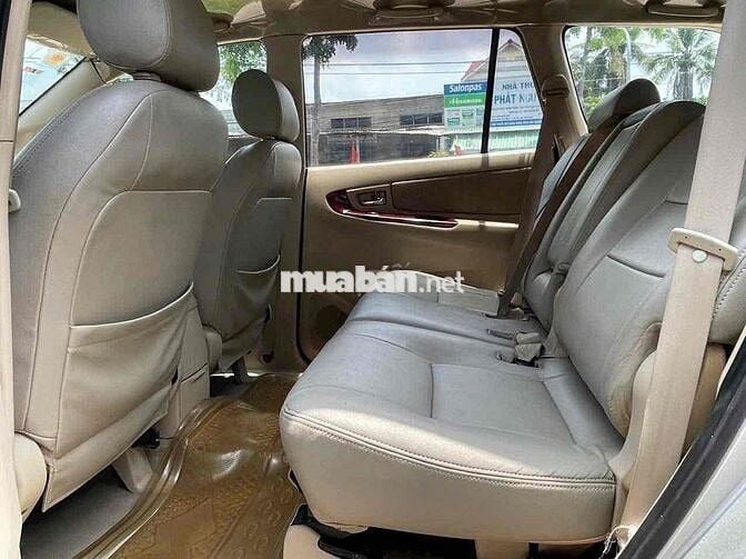 Toyota Innova G 2006 Số sàn Bạc 7 chỗ