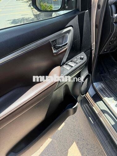 Toyota Fortuner 2019 Số tự động máy dầu