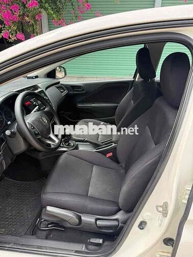 Honda City 1.5 Số sàn 2017 Trắng