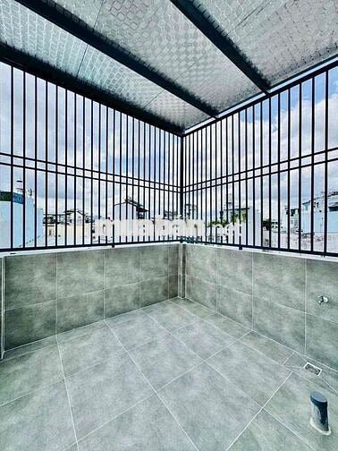 Nhà Mới Sát Mặt Tiền, Đối Diện Vincom Phan Văn Trị.Sát Bình Thạnh
