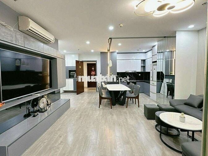 Giá đẹp! Căn hộ Rox Center 90 Đường Láng, 70m2, 2PN, gần trường ĐH Y