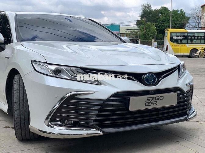 Toyota Camry Hybrid Trắng Tự động Hybrid 2022