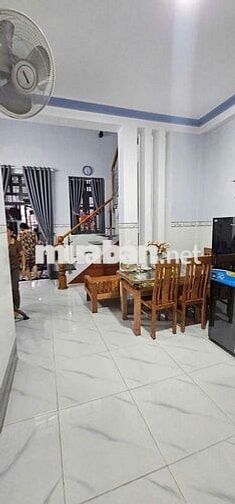 Cho thuê nhà Trệt Lửng gần siêu thị Go phường Đông hoà Dĩ An