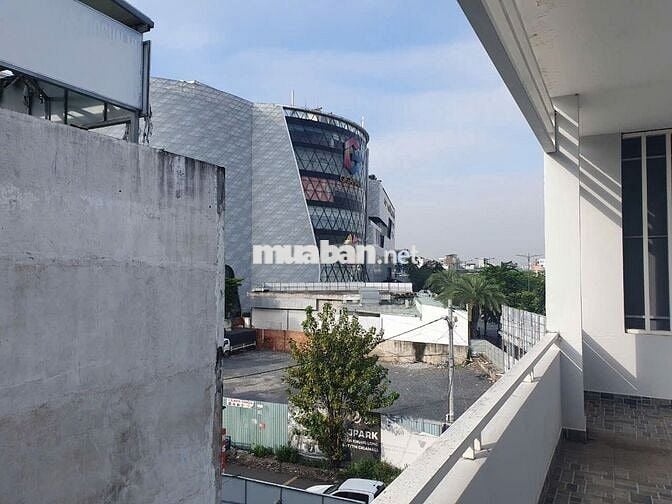 SHARE MẶT BẰNG TẠI Phạm Văn Đồng ( kế bên GiGaMall)