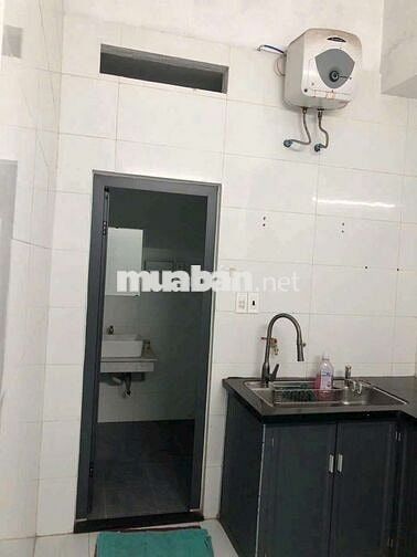 NHÀ C4 LỬNG KIỆT Ô TÔ NGUYỄN PHAN VINH