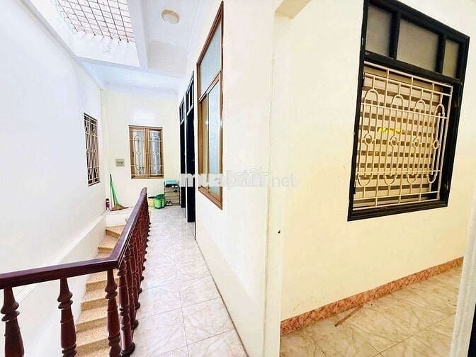 BÁN NHÀ PHÂN LÔ Ô TÔ TRÁNH SÁT KĐT NGHĨA ĐÔ - Sổ 54m giá 19,3 tỷ