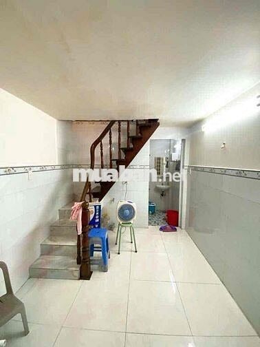 cho thuê nguyên căn mặt tiền tôn đản