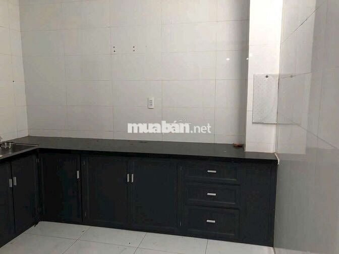 NHÀ C4 LỬNG KIỆT Ô TÔ NGUYỄN PHAN VINH
