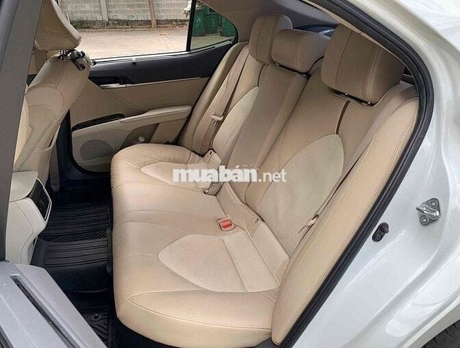 Toyota Camry Hybrid Trắng Tự động Hybrid 2022