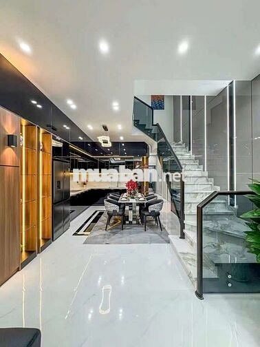 NHÀ 2 LẦU CAO CẤP - KDC HỒNG LOAN