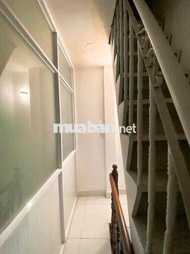 cho thuê nguyên căn mặt tiền tôn đản
